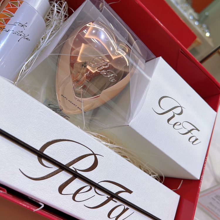 リファ ハートブラシ❤️[曳舟] - Fuse 曳舟店｜TVG