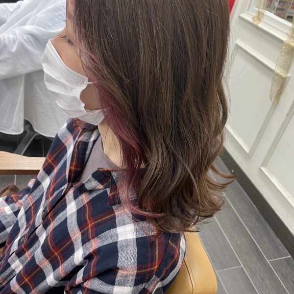 インナーカラー赤？紫？